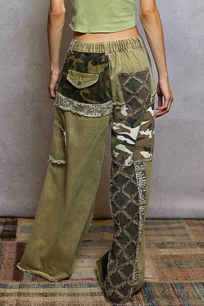 Lace-Overlay Printed Patchwork Contrast Denim Camo Waistband Pant