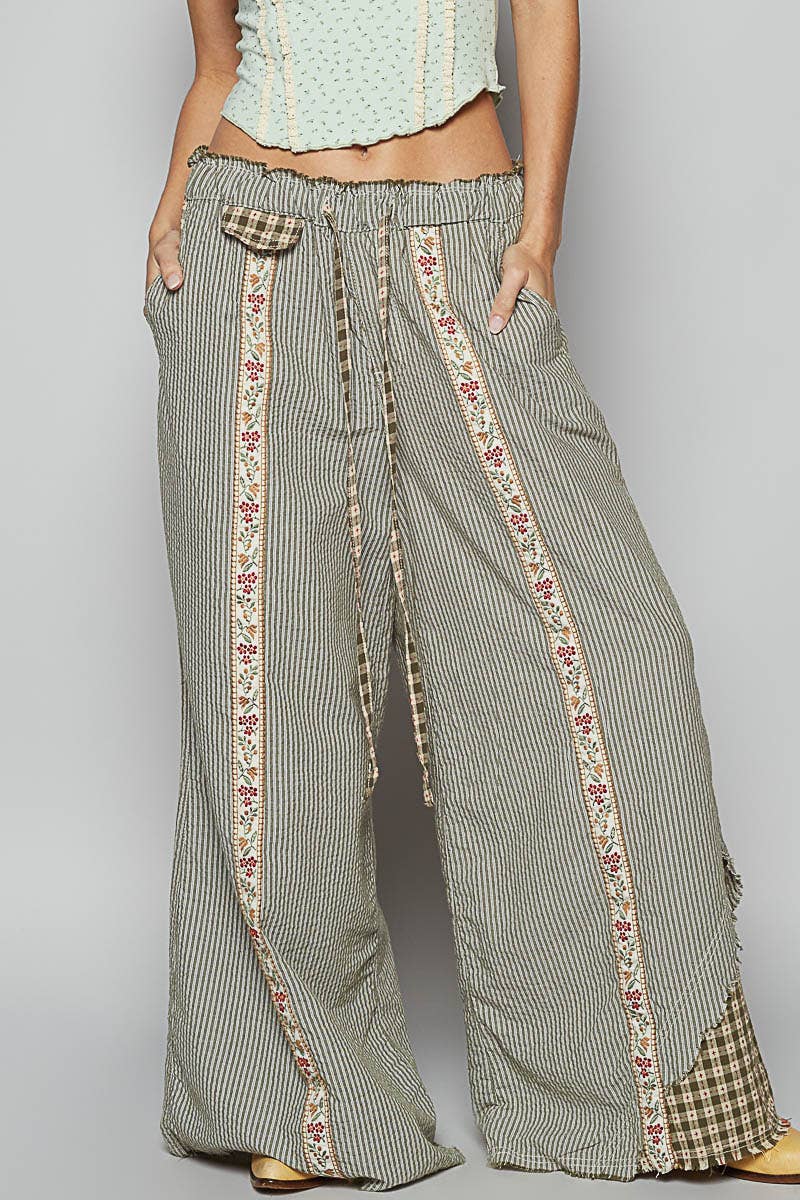 Contrast Buckle Back Floral Trim Down Woven Pants: STRIPE DENIM