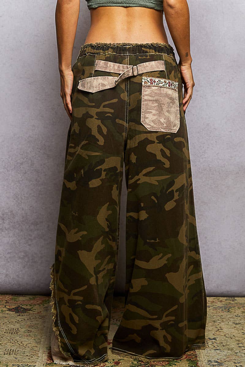 Contrast Buckle Back Floral Trim Down Woven Pants: STRIPE DENIM