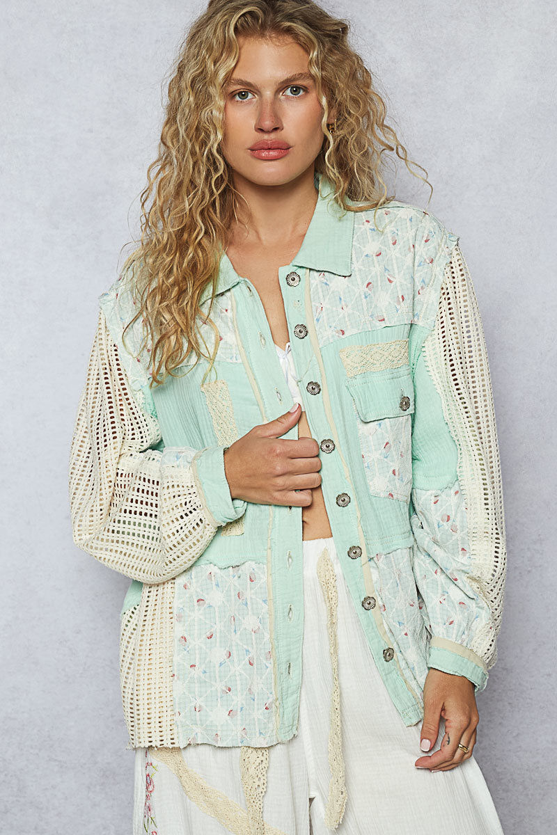 POL: Minty Fresh Floral Lace Button Closure Top