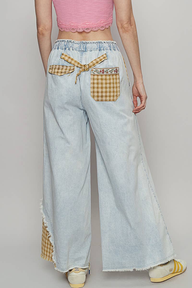 Contrast Buckle Back Floral Trim Down Woven Pants: STRIPE DENIM